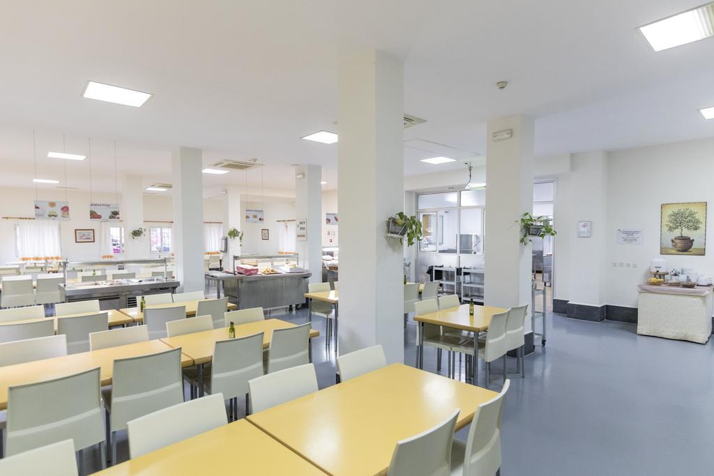 Albergue Inturjoven Marbella Ngoại thất bức ảnh